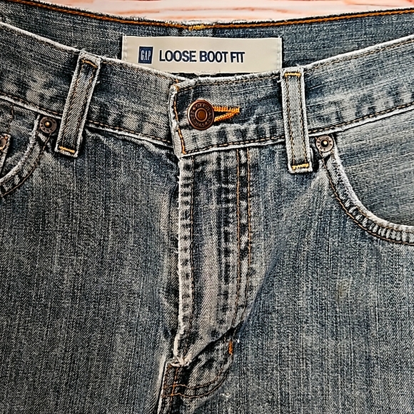 HANDMADE ☆ UPCYCLED "GAP" CLASSIC DENIM SKIRT WITH A FEMININE FLAIR! WAIST SZ 32 - Picture 7 of 9